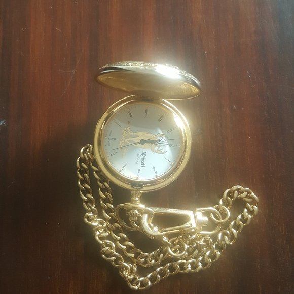 Majestic Quartz Deer Pocket Watch - Picture 6 of 6